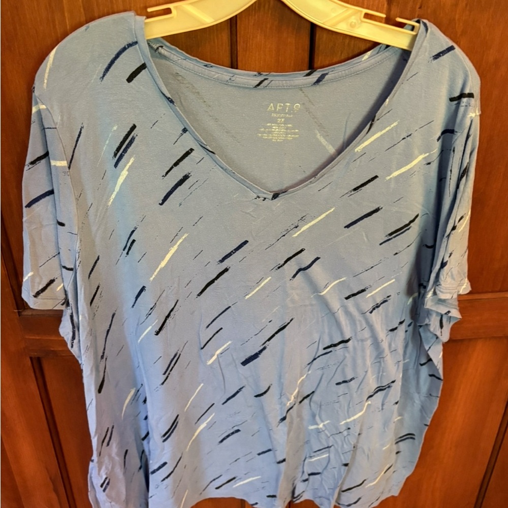 Apt. 9 Women's Patterned Blue Tee